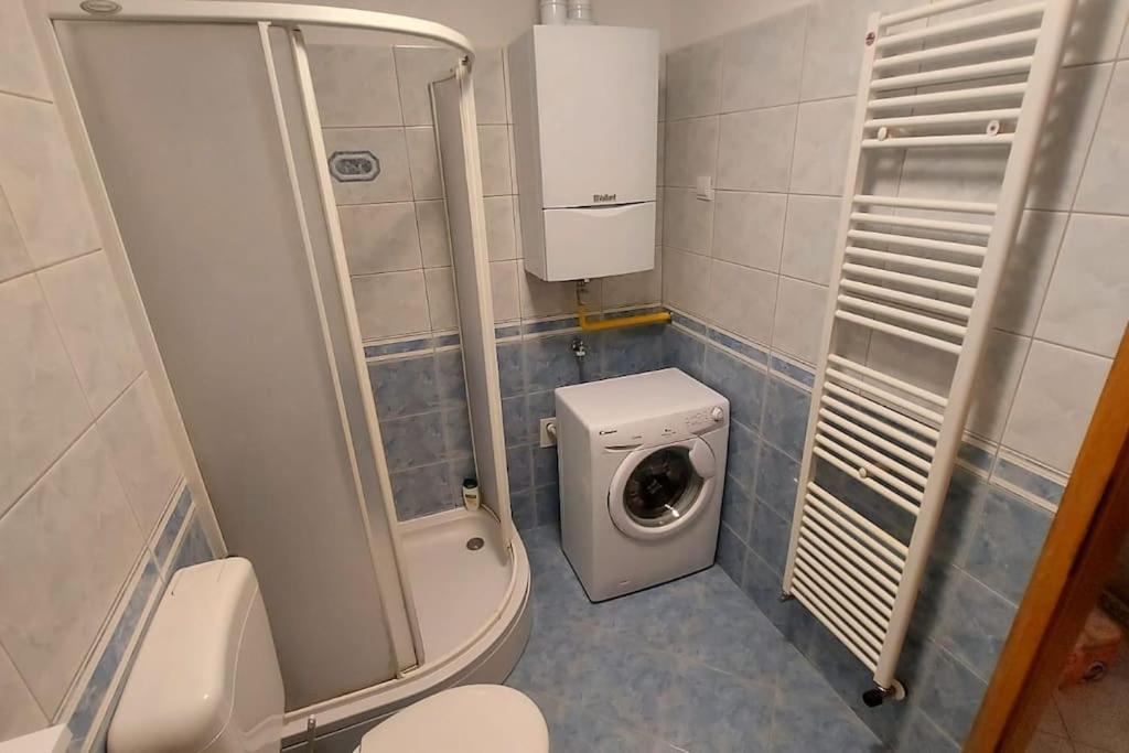 Apartman Ana Pula - Calm, Free Parking, Close To Center Exterior photo